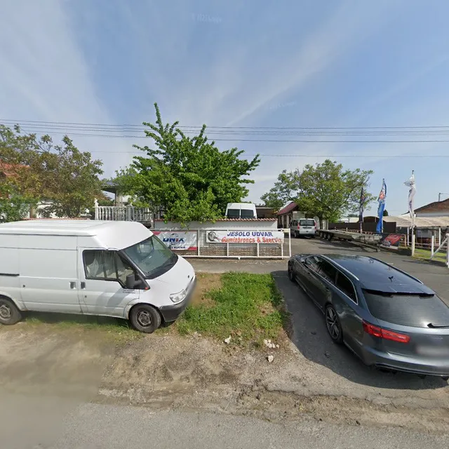 Apartmanház - Nyaraló