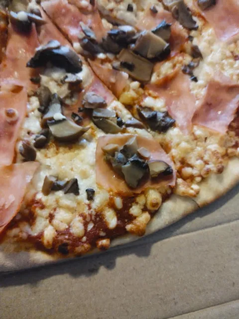 Pizza Carlo Viccenci