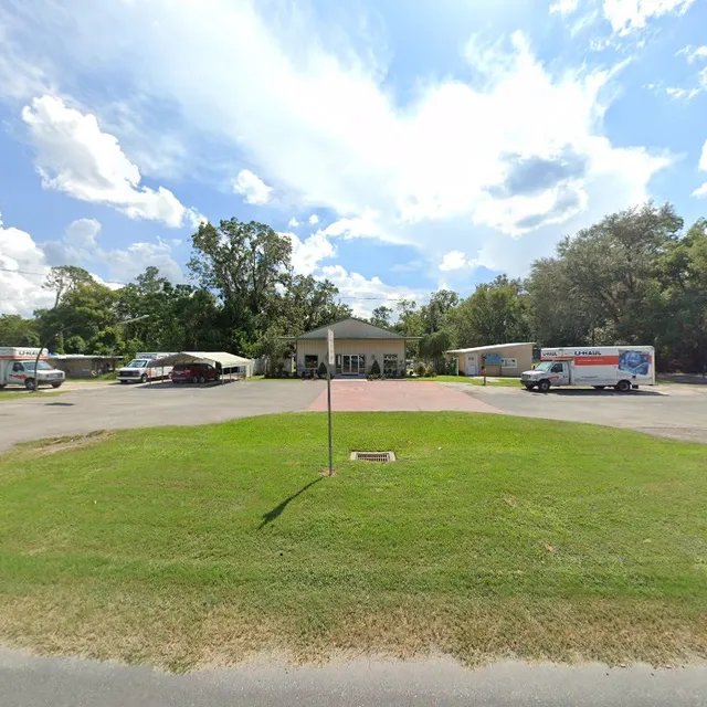 Gwyn's Gifts & Home Decor LLC