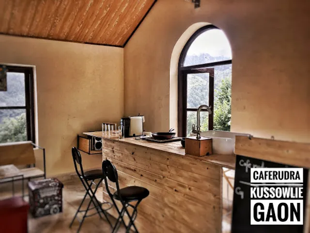 Cafe Rudra Kussowlie Gaon