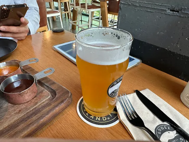 Goose Island Brewhouse