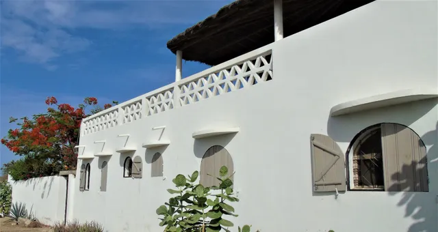 WouroBa - Maison d'Hôtes - 4 cases.