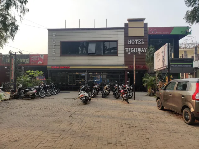 OYO 65192 New Hotel Highway