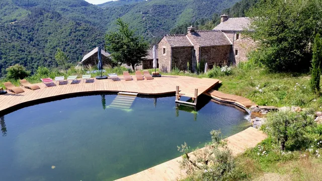 Domaine Le Verdier Cévennes Lozère, Guesthouses, Gîtes De Groupe Tout Confort, Piscine Naturelle, Spa, Idéal Familles