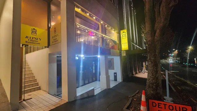 Jeepney Filipino Restaurant City