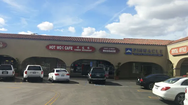 Hot Wok Cafe