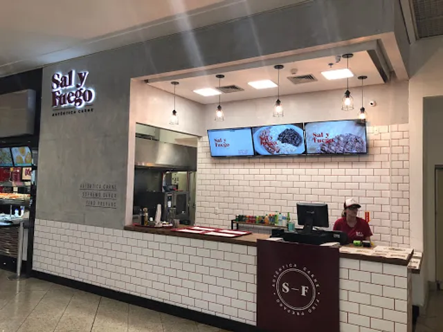 Sal y Fuego Restaurante