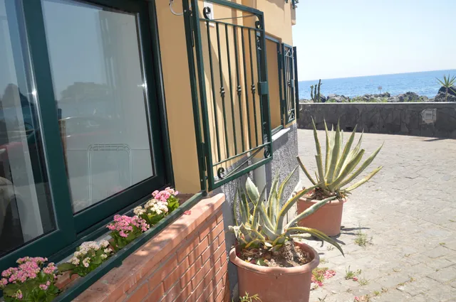 Galatea Apartment - Lungomare di Acitrezza