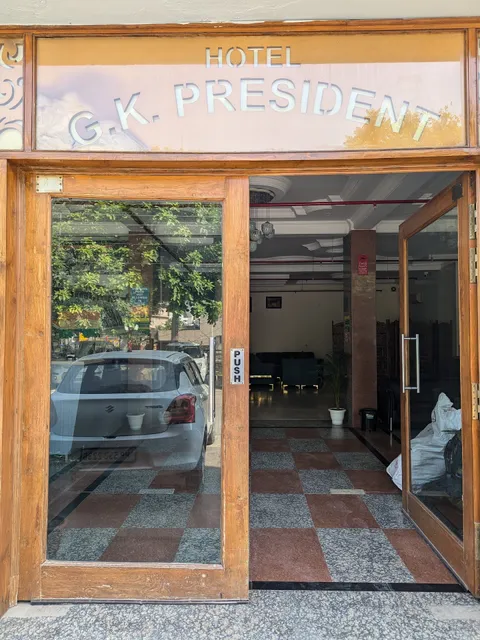 Hotel GK President