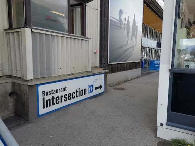 Restaurant Flugplatz 'Intersection'