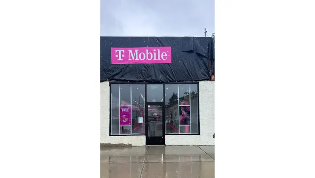 T-Mobile Authorized Retailer