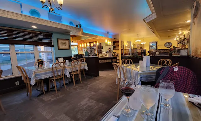 Little Christo's Pizzeria & Eatery