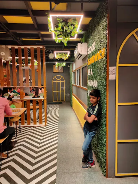 Size Zero Roof Top Lounge