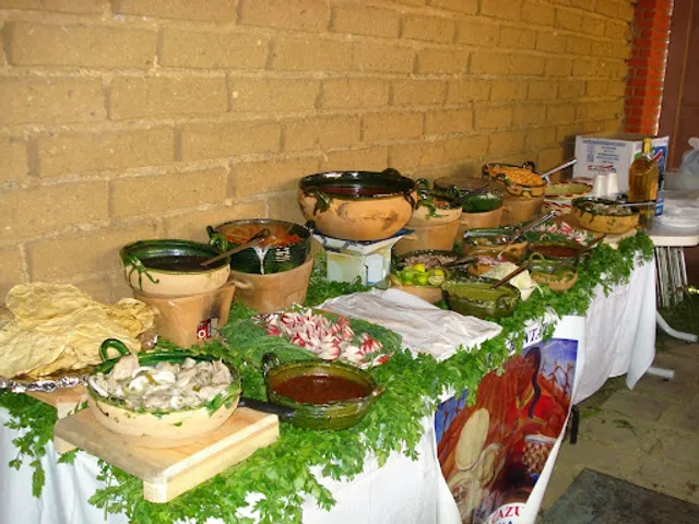 La Marchanta | Tlayudas, Tacos y Cazuelas