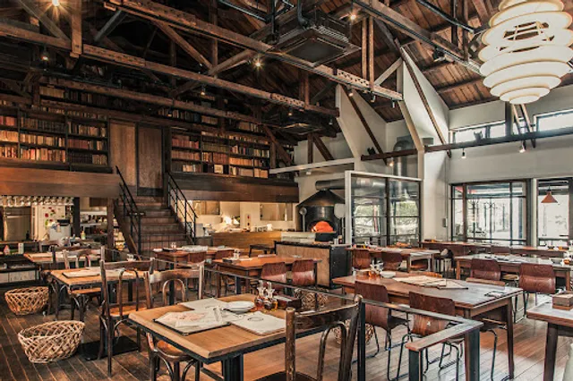 MOKICHI FOODS GARDEN