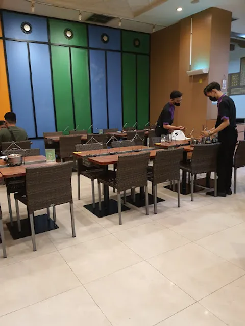 Raa Cha Suki & BBQ Bassura City