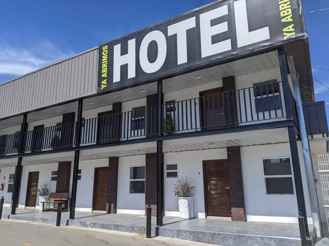 Hotel Plaza Oscarcel