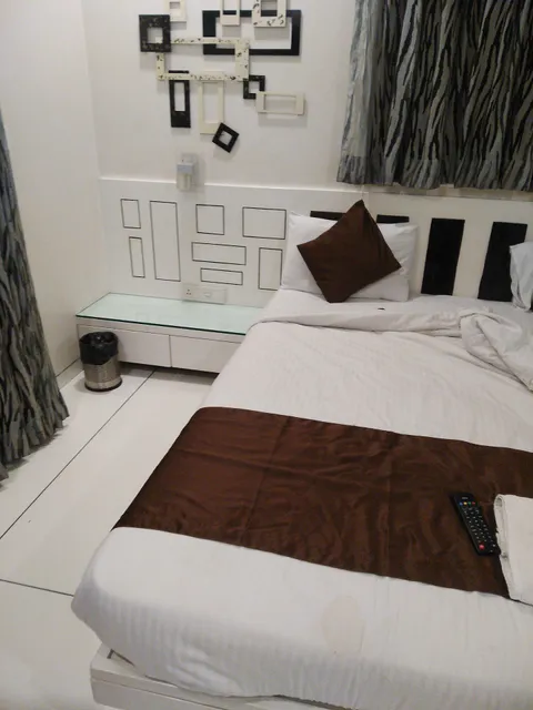 LRH balaji apartment