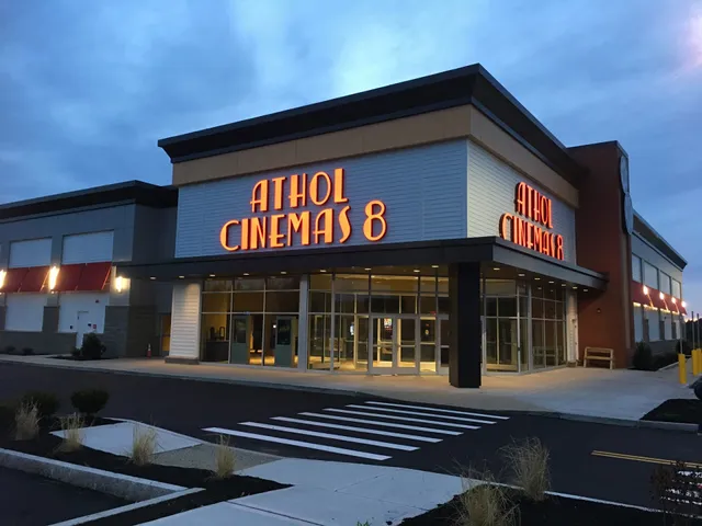 Athol Cinemas 8