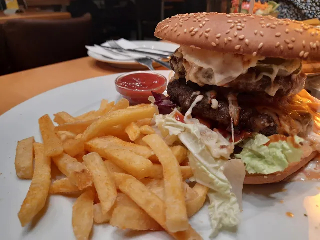 meg | Restaurant & Bar