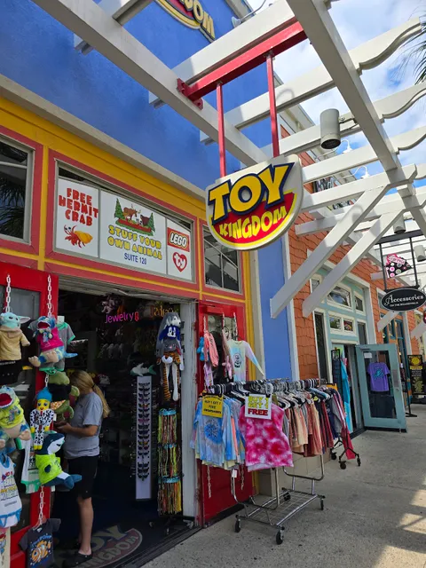 Toy kingdom Pier Park