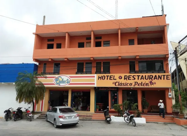 Hotel Y Restaurante Clasico Peten