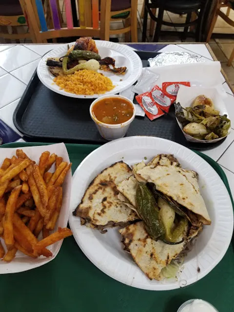 Chicken Palace and La Jarochita