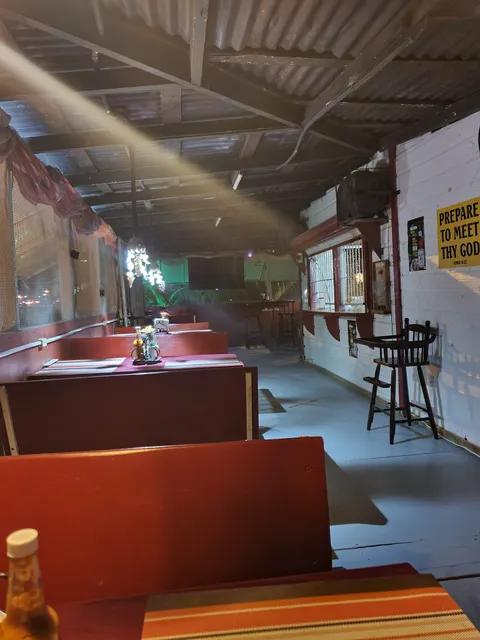 Mama Fide Restaurant & Bar