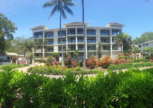 Island Views Palm Cove
