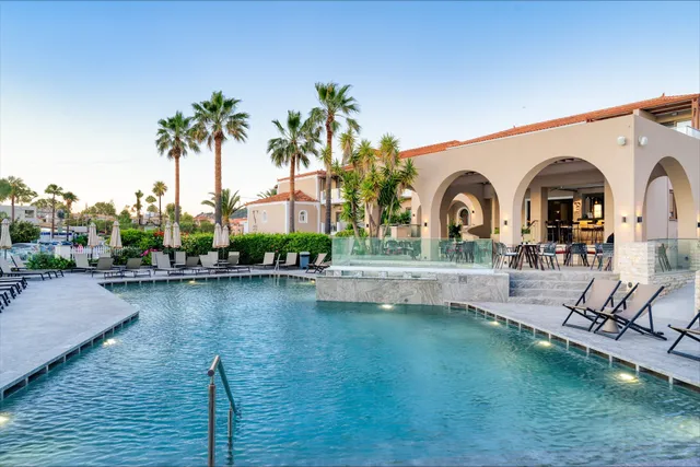 VenusHotel and Suites