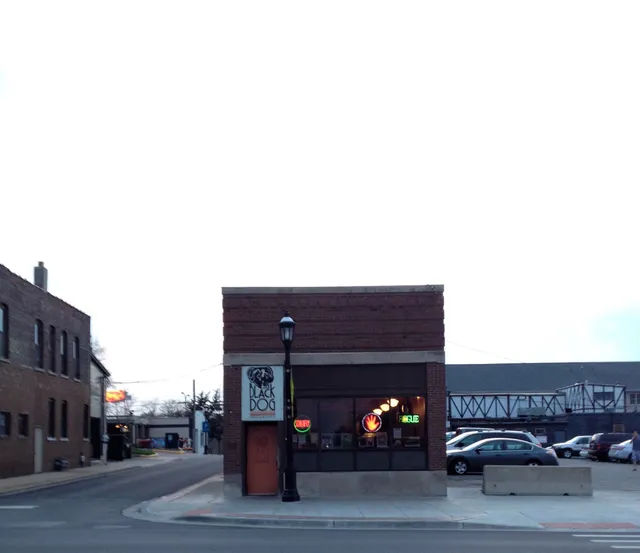 Black Dog Smoke & Ale House