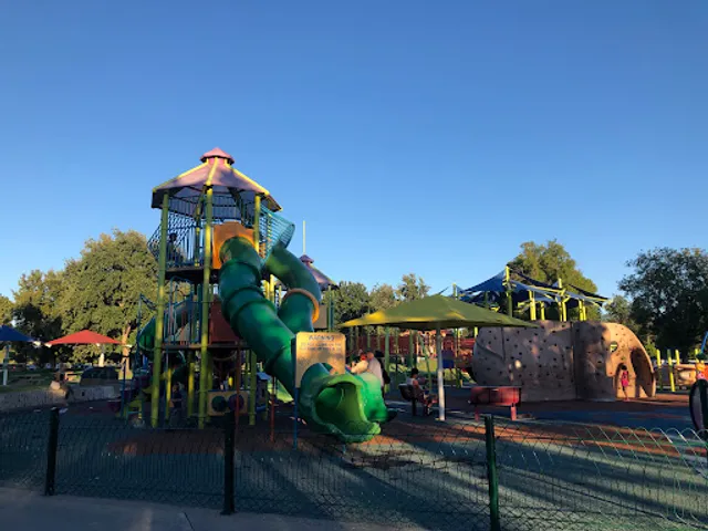 Heather Farm Playground