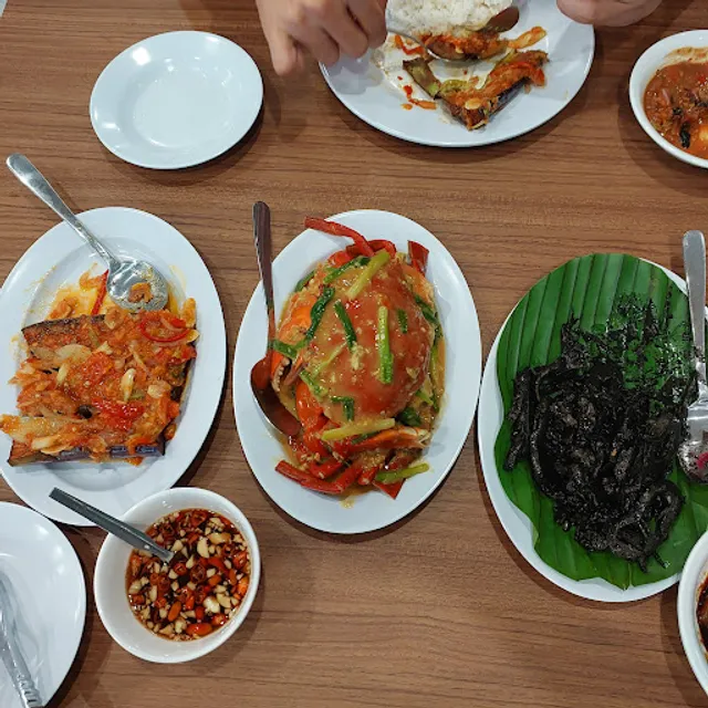 Fajar Seafood Sawerigading MKS