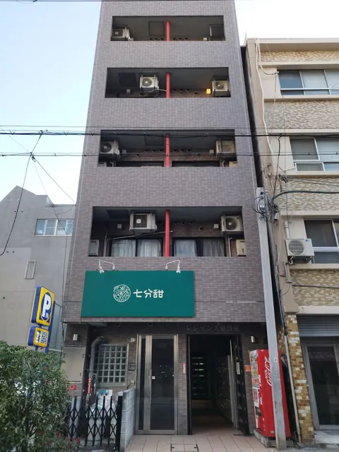 Residence Namba East