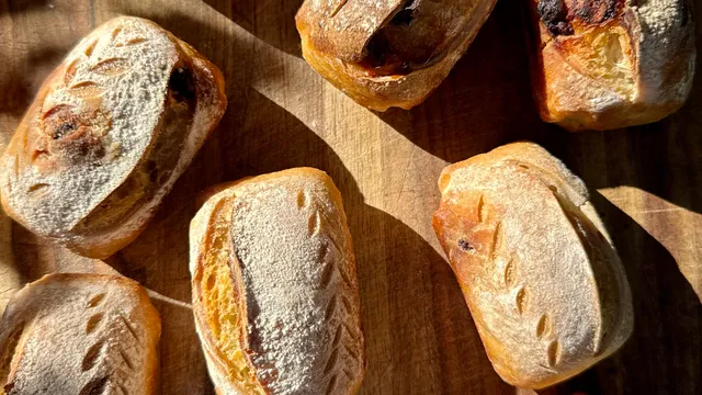 Alisa’s Crumb & Kind