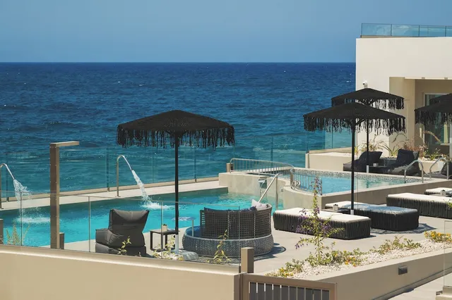 Elia Sea Suites