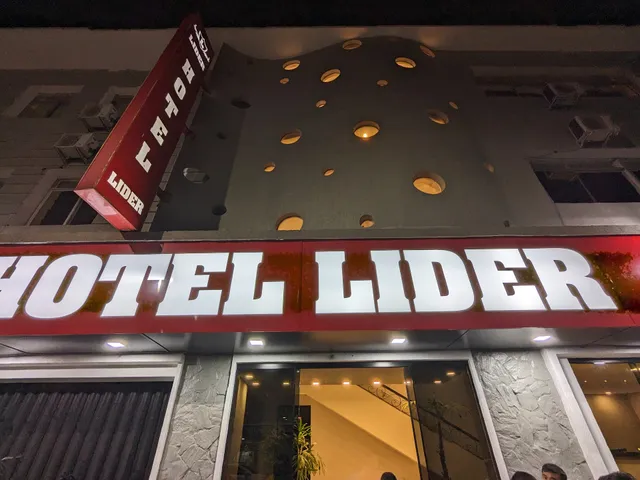 Hotel Líder