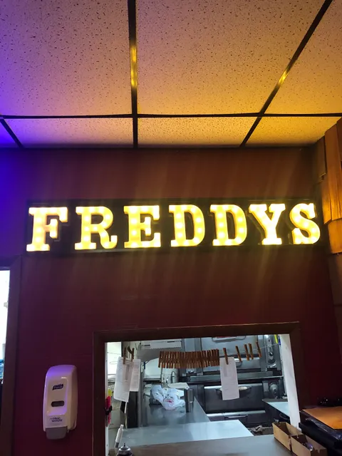 Freddy’s Pizza Palace