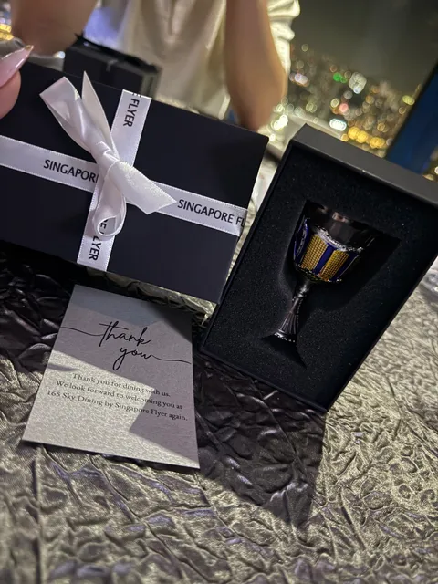 165 Sky Dining by Singapore Flyer