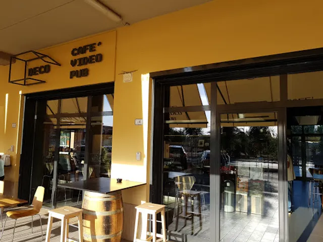 DECO Cafè Risto Pub