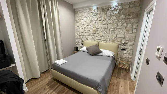 Olivia Rooms Eurialo