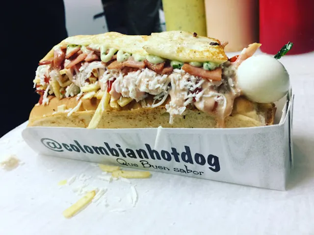 The Colombian Hot Dog