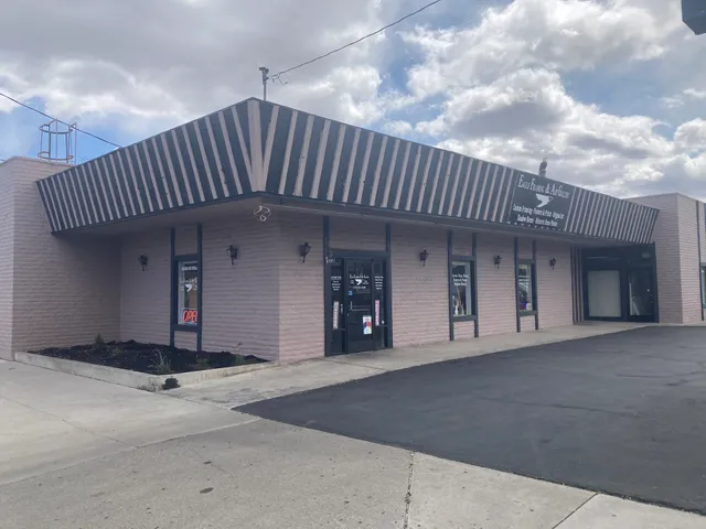 Eagle Framing & Art Gallery