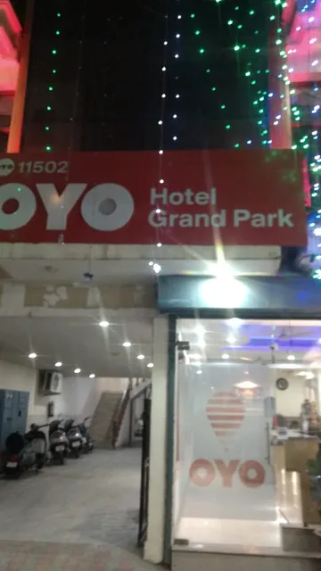 OYO 8423 Grand Park