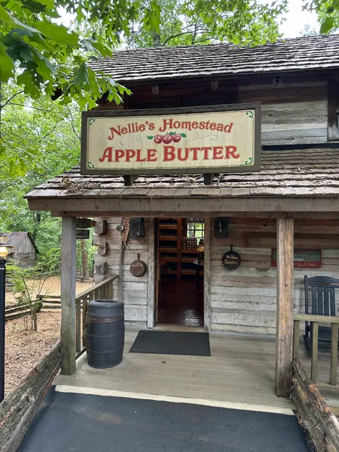 Nellie's Homestead Apple Butter