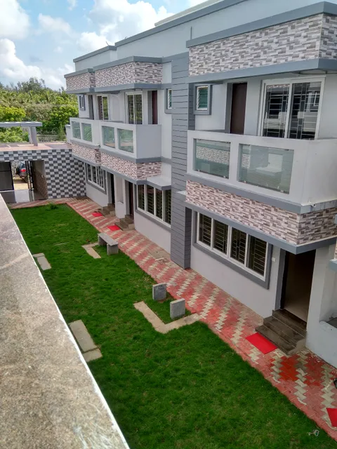 OYO 43716 Beach Paradise