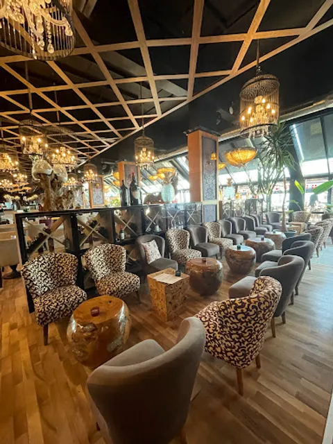 The Place 2B BIKINI BEACH