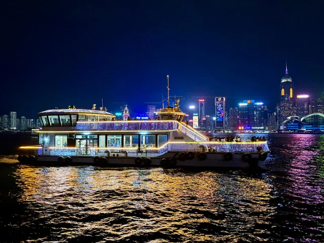 Shanghai Bund Riverside Treasury Hotel