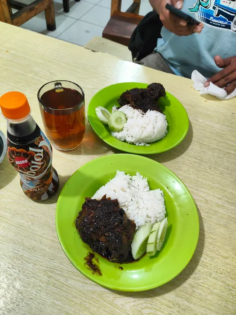 Nasi Bebek Khas Madura Bu Anis