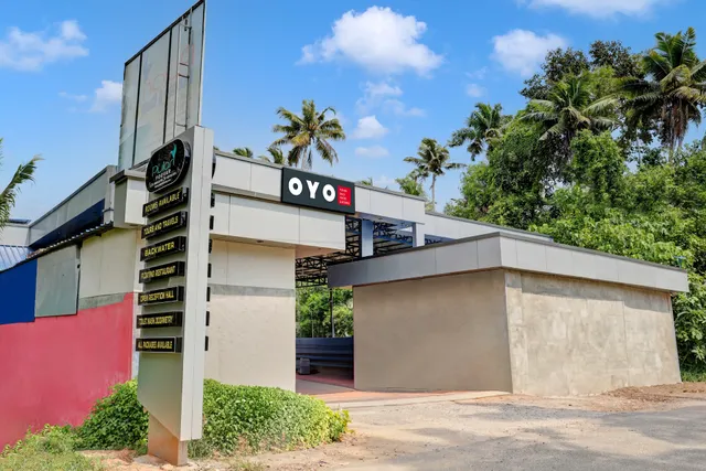 OYO PULARI BACKWATER & ROOMS